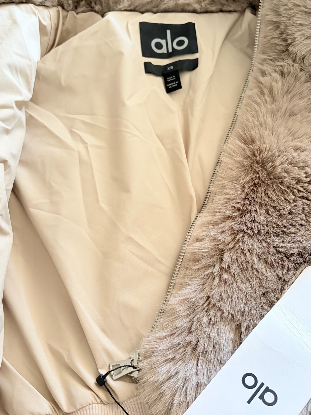 ALO Yoga Faux Fur Jacket - Picture 4 of 8